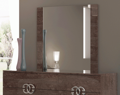 Prestige mirror for dresser