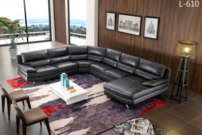 610 Sectional