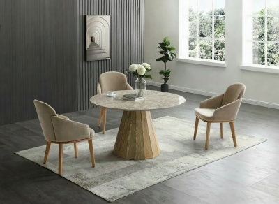 9493 Table with 1449 Chairs