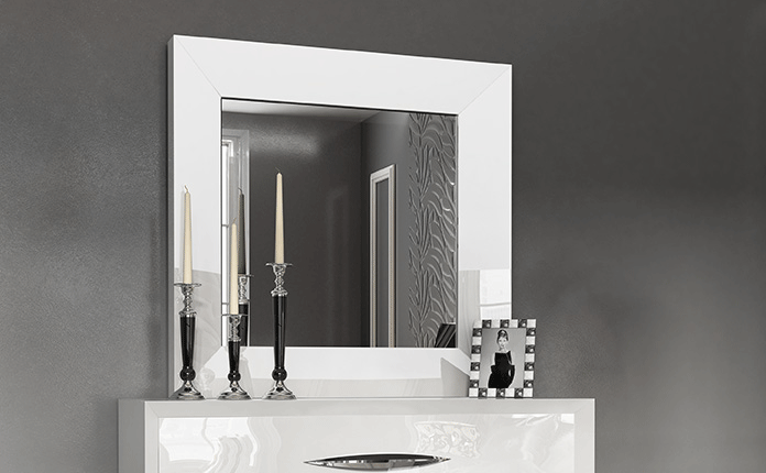 Brands Franco Maximo Carmen mirror for single dresser