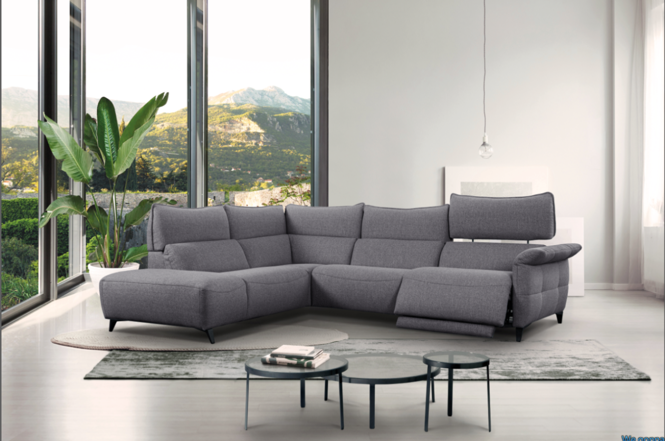 Living Room Furniture Sectionals Challenger Sectional Left w/Electric Recliner