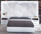 Majesty Bed KS w/light