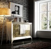 AII.13 Sideboard